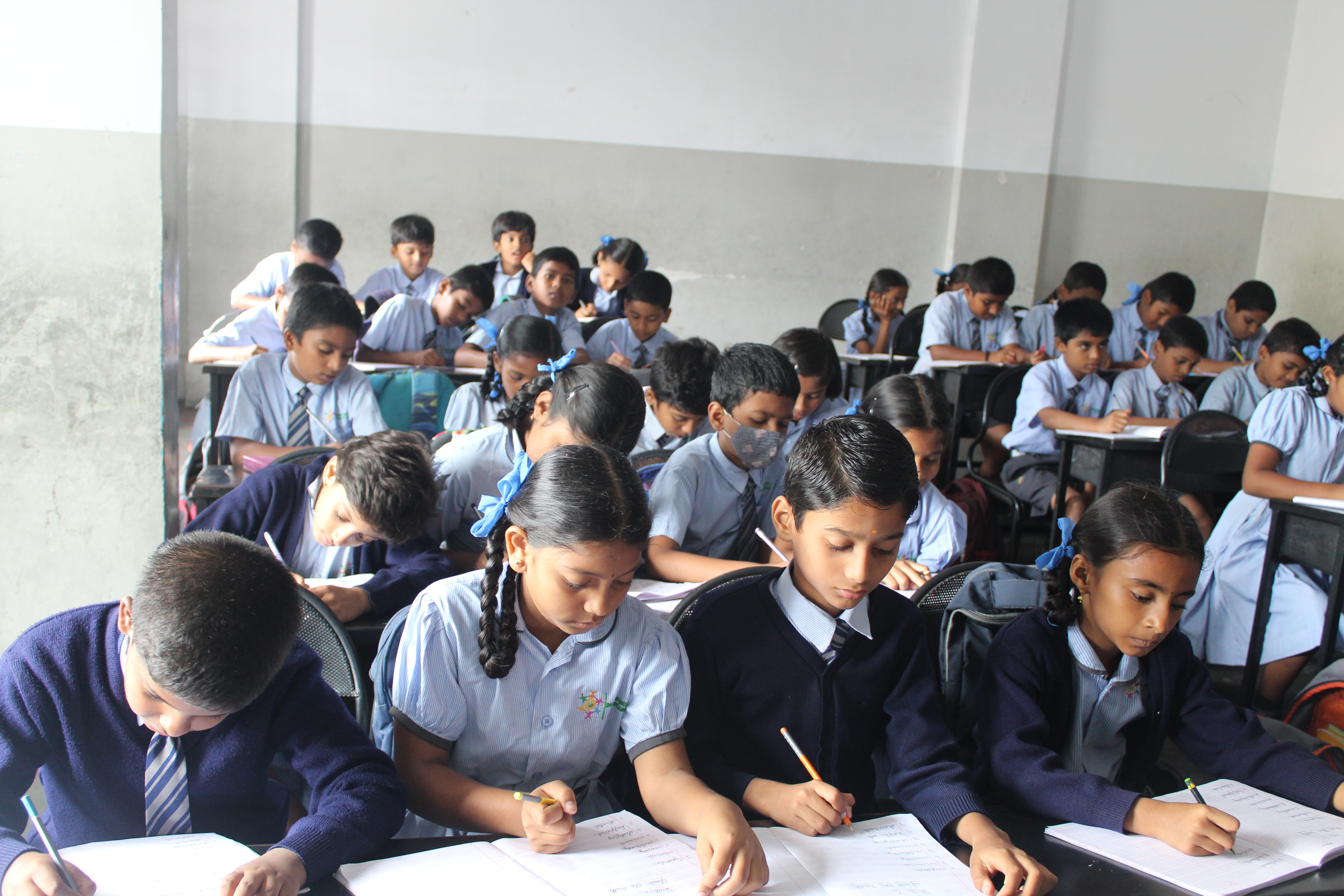 Campus Tours background